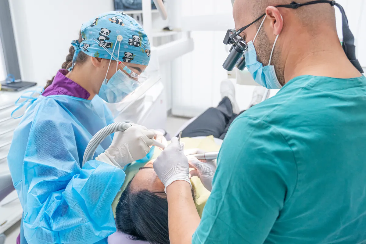 Chirurgia implantare guidata e rigenerazione ossea a Olbia